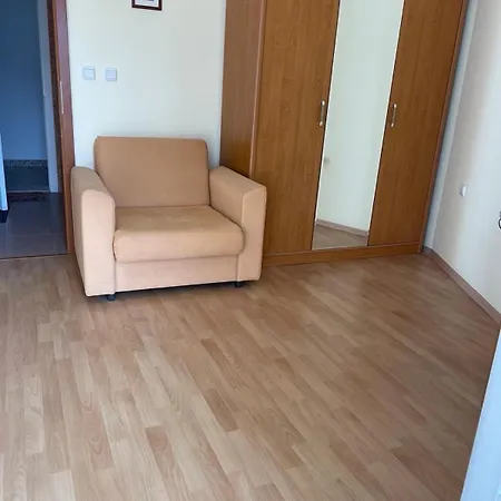 Noks Sp Apartments-elenite Lejlighed *